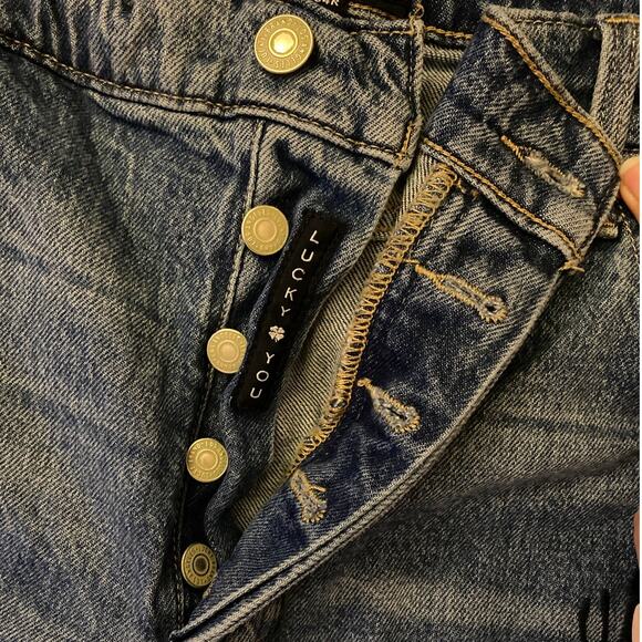 Lucky Brand Jeans Womens Size 18/34R Blue Drew Mom Taper Embroidered Butterfly - Picture 4 of 13